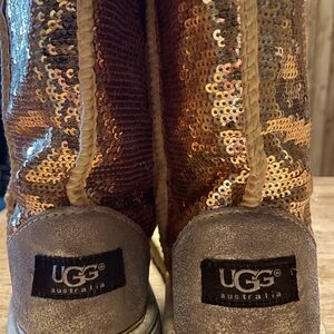 UGG women’s size 10